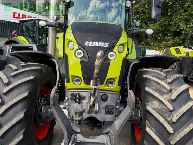 Claas AXION 830