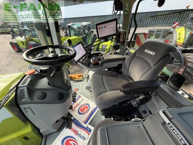 Claas AXION 830