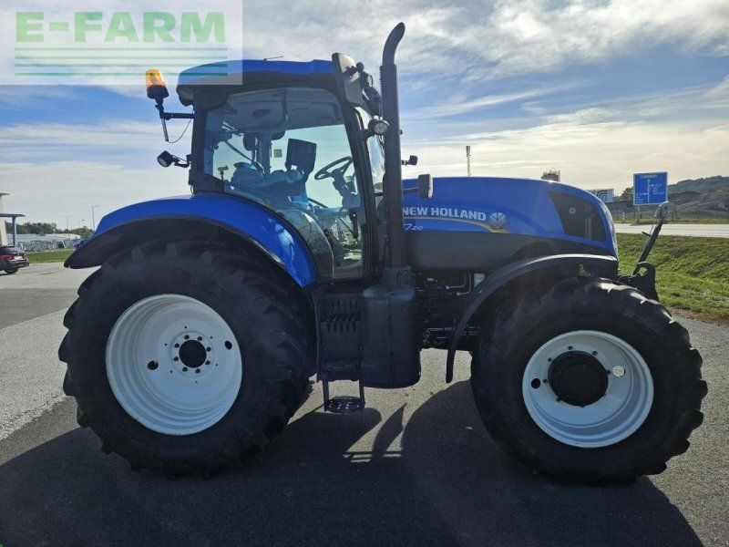 New Holland t7.210 power command