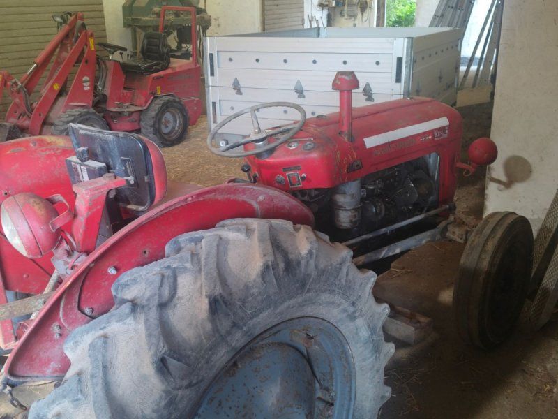 Massey Ferguson 35 X med førerhus (Sælges momsfri)