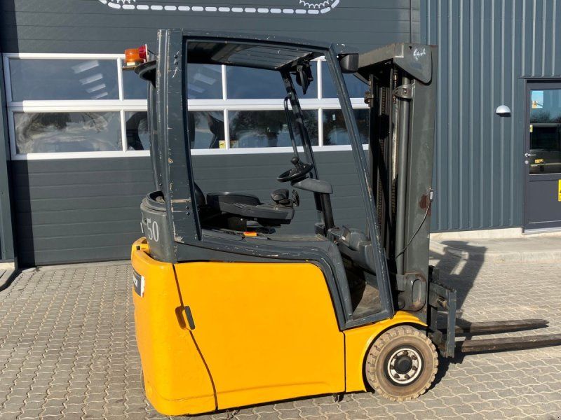 Jungheinrich EFG215  1500kg El