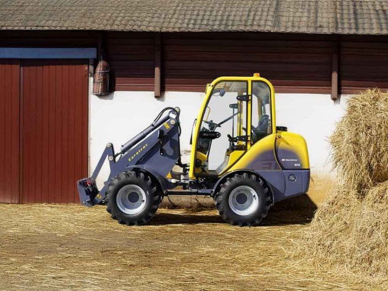 Eurotrac W12-CS Vorführer mit Schaufel und Vollk