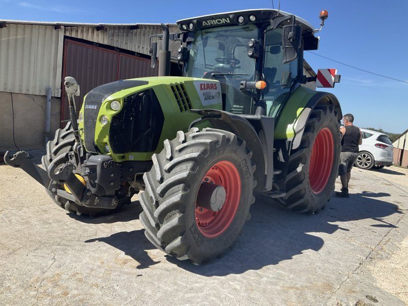 Claas ARION 660 CIS+