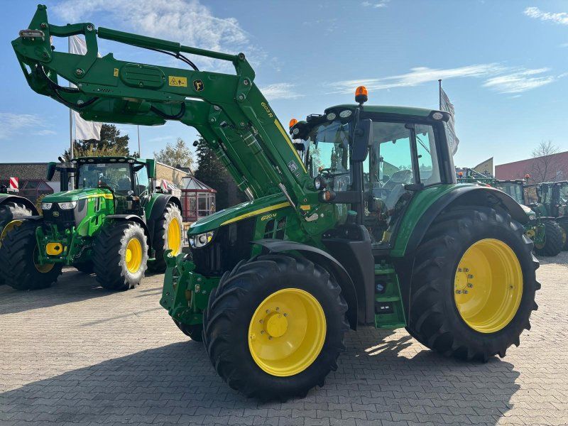 John Deere 6120M