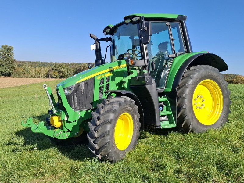 John Deere 6110M