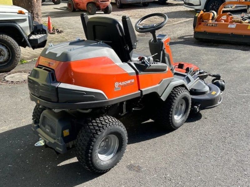 Husqvarna R 420TsX AWD