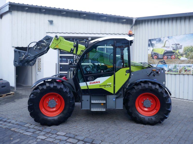 Claas Scorpion 741 VariPower