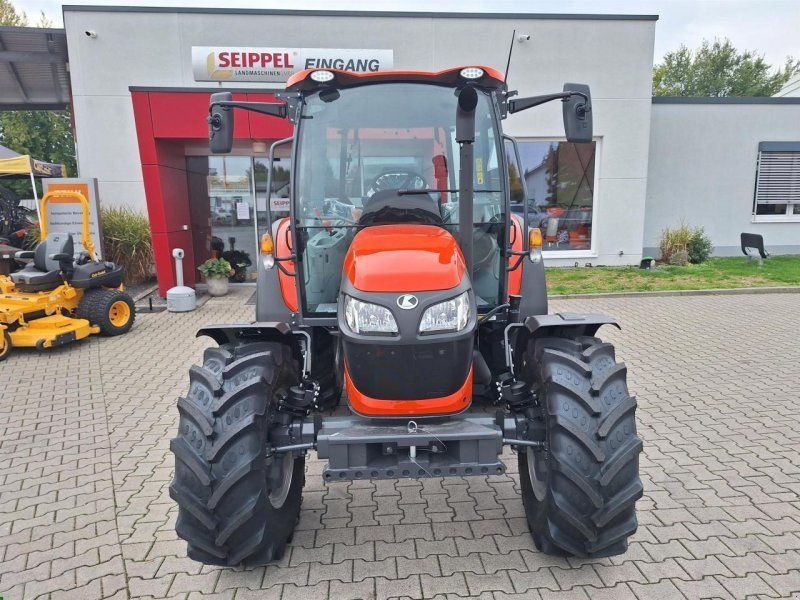 Kubota M4063