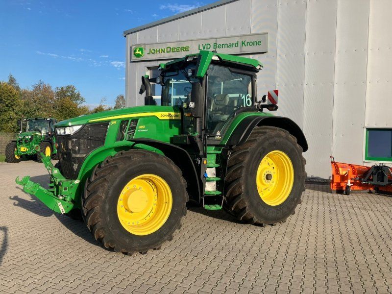 John Deere 7R 330