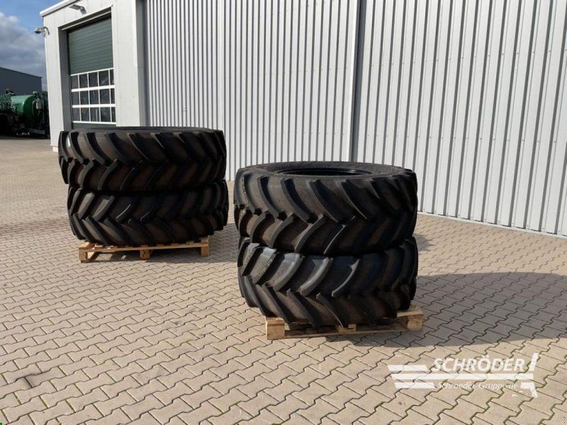 Claas 2X 540/65 R30 / 2X 650/65 R42 MITAS