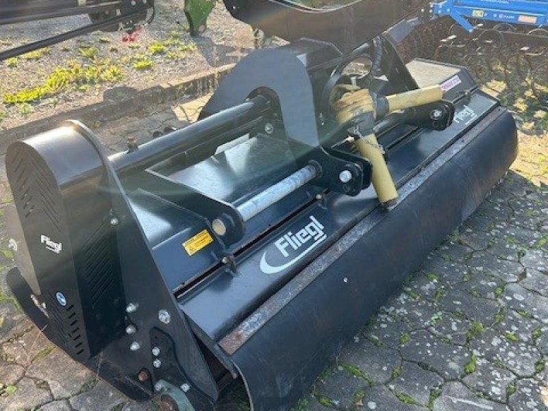 Fliegl Tornado 2750