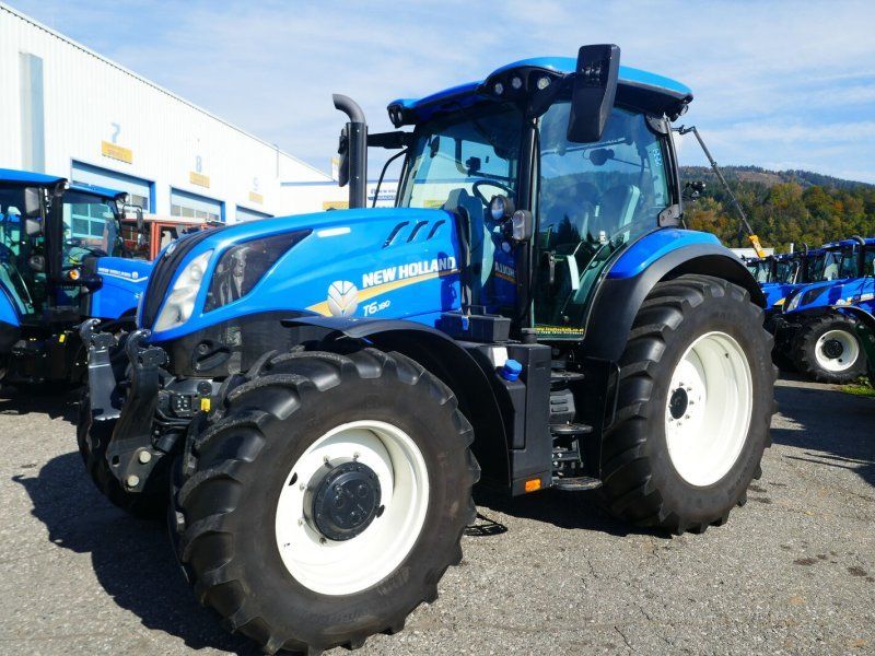 New Holland T6.180 Dynamic Command SideWinder II (Stage V)