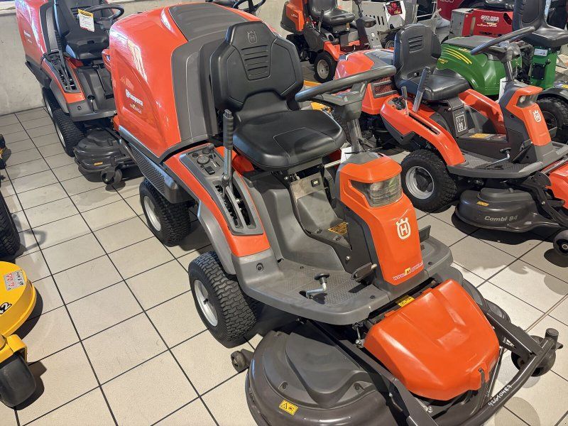 Husqvarna RC 320 TS AWD mit 112cm Mähdeck