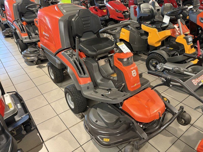 Husqvarna RC 320Ts AWD mit 112cm Mähdeck