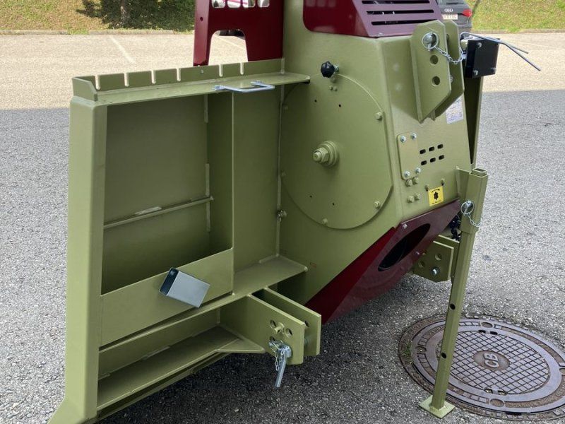 Holzknecht HS 850