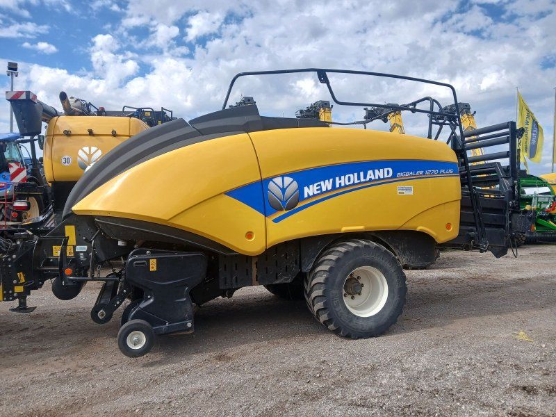 New Holland 1270