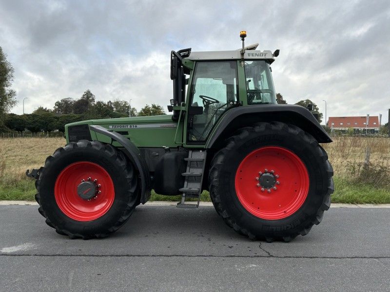 Fendt Favorit 816 Turboshift Four-Wheel-Drive Tractor