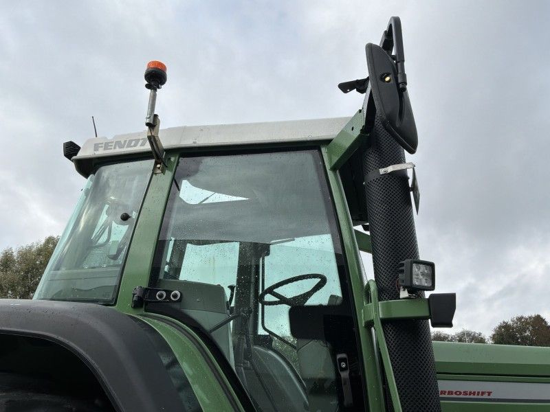Fendt Favorit 816 Turboshift Four-Wheel-Drive Tractor