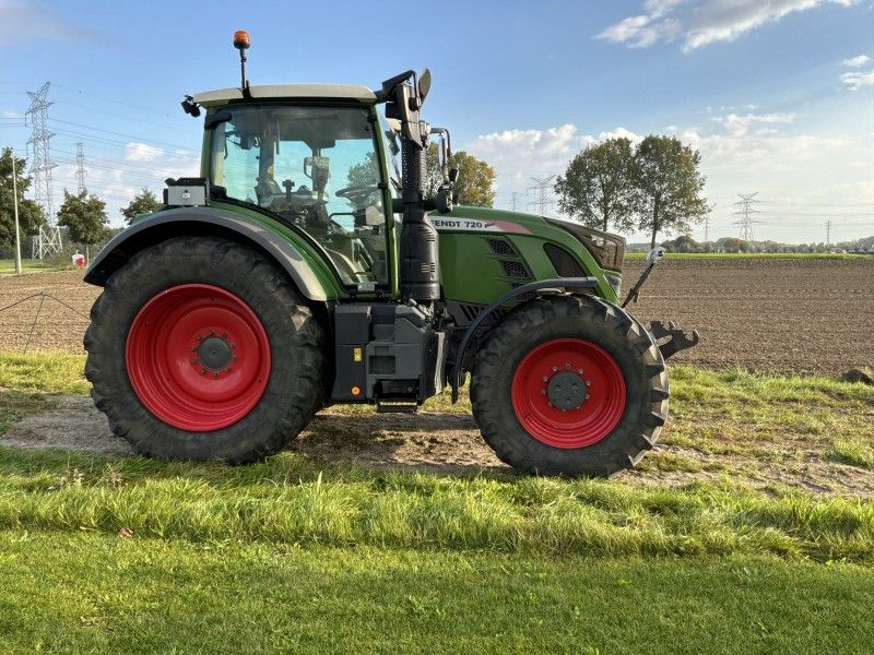 2019 Fendt 720 Vario Vierwielaangedreven Tractor