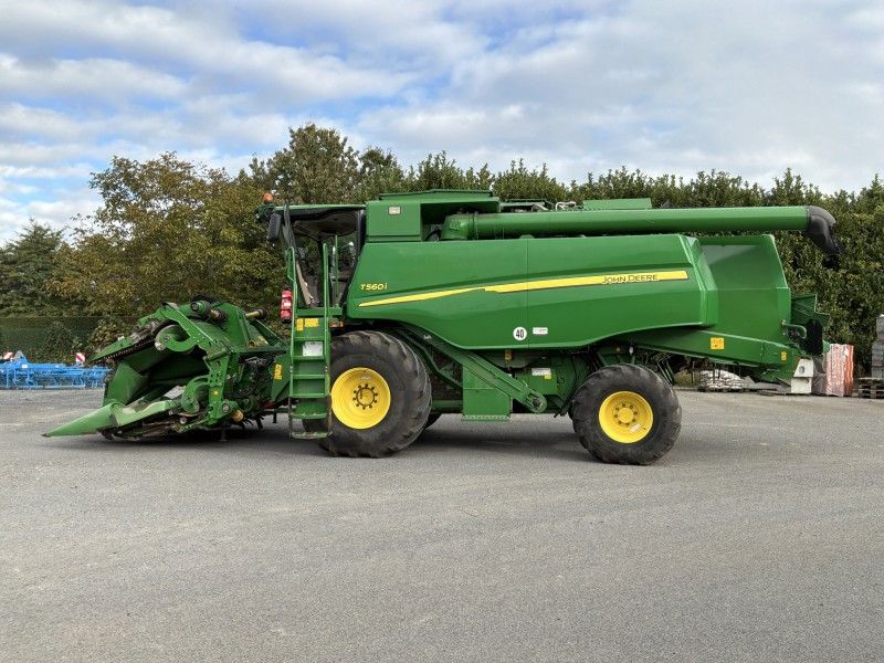 2017 John Deere T560i Mähdrescher