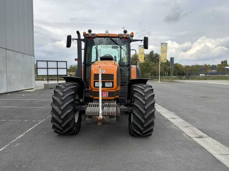 Renault Ares 696 RZ All-Wheel-Drive Tractor