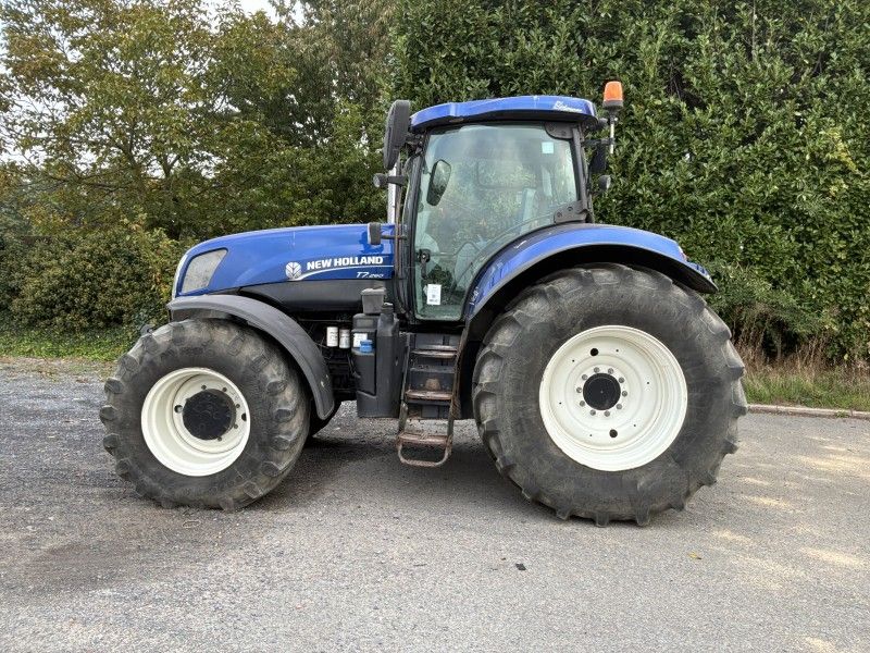New Holland T7.260 Farm Tractor