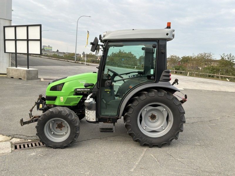 Deutz-Fahr Agrokid 230 smalspoortrekker