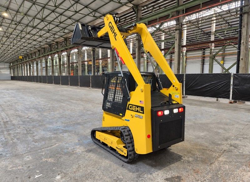 2025 Gehl RT105EU Tracked Skid Steer Loader
