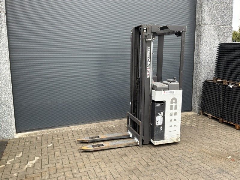 2017 UNI Carriers A/160SDTFVJN540 Schubmaststapler