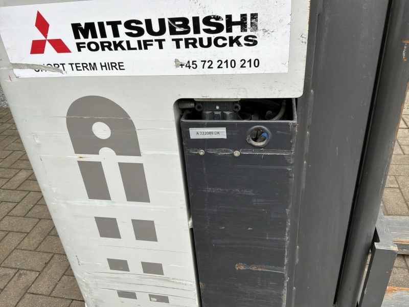 2019 UNI Carriers A/160SDTFVJN540 Schubmaststapler