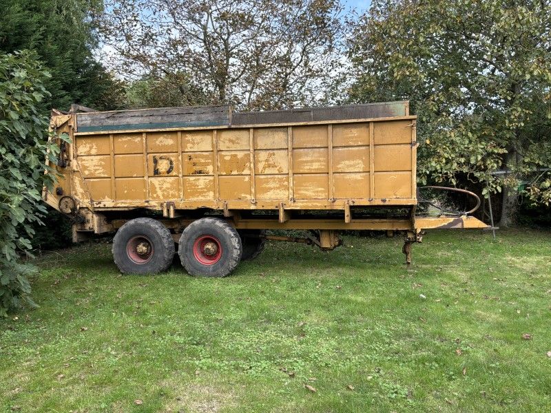 1983 DEWA HW24 Silage Trailer