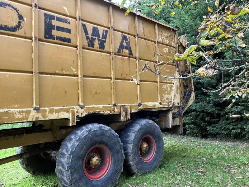 1983 DEWA HW24 Silage Trailer