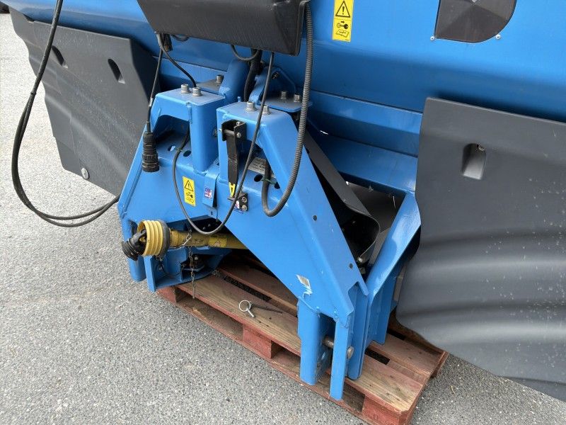2020 Lemken Polaris 14/4000 Fertilizer Spreader