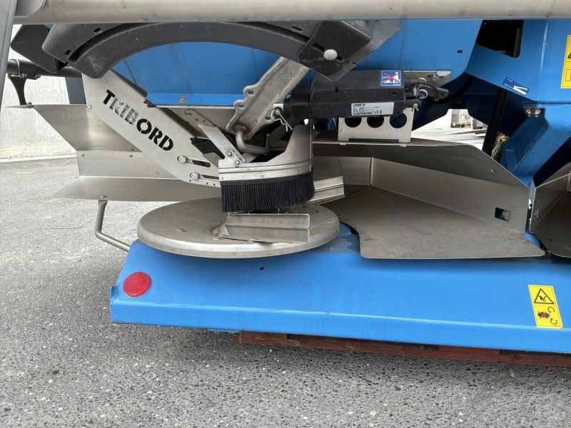 2020 Lemken Polaris 14/4000 Fertilizer Spreader