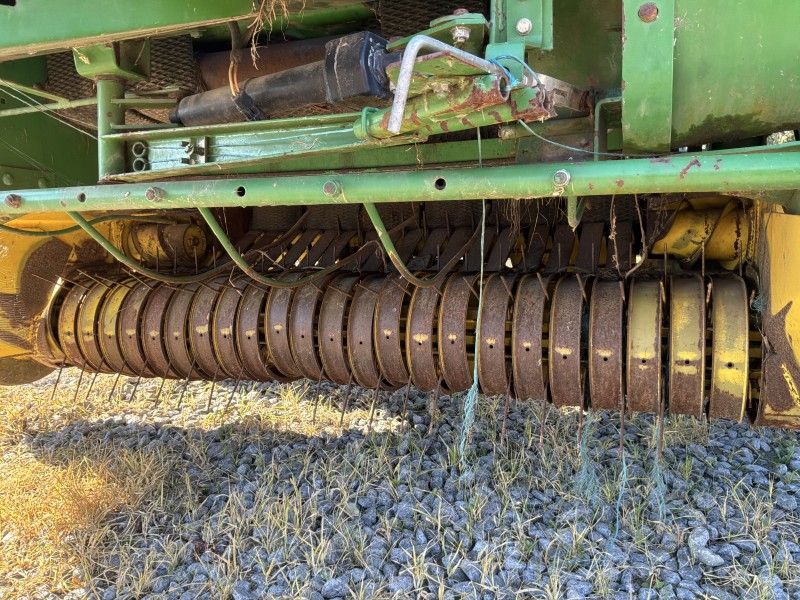 1998 John Deere 580 Rundballenpresse