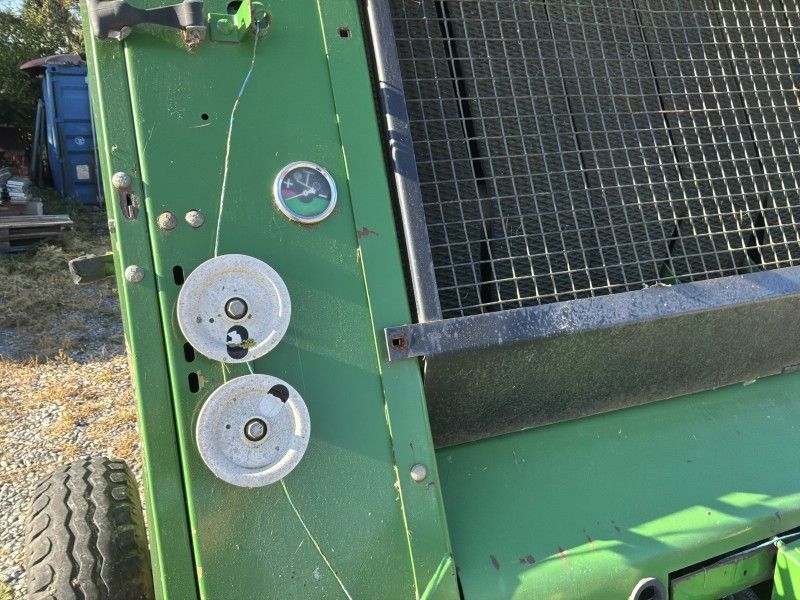 1998 John Deere 580 Rundballenpresse