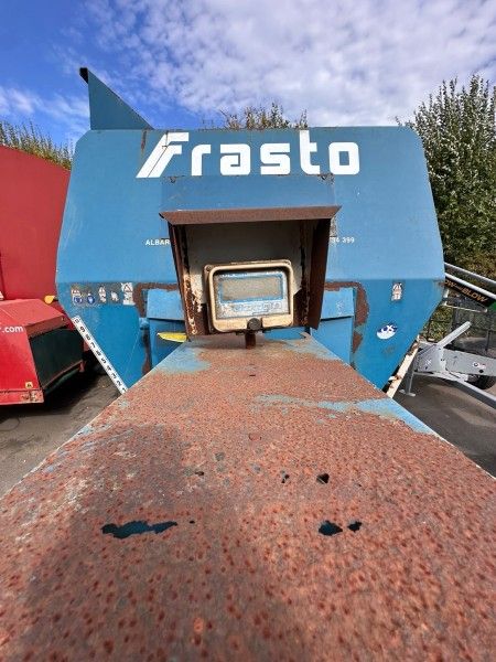 2003 Frasto Storm Feed Mixer