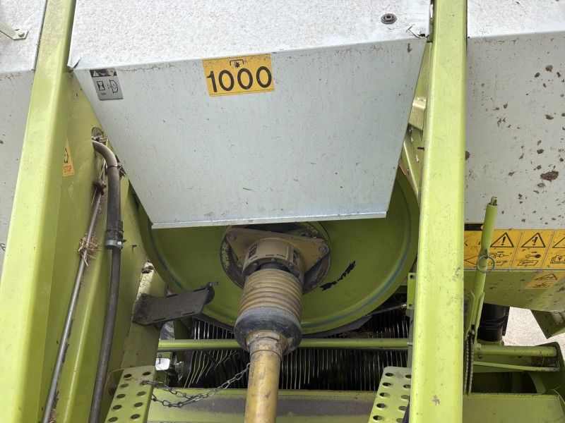 2000 Claas Quadrant 2200RC baler