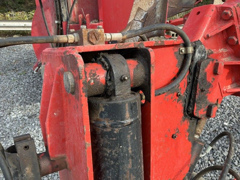 Huard SP875T Halfgedragen wentelploeg