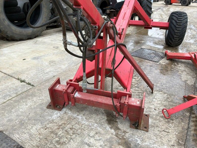 Tool Carrier