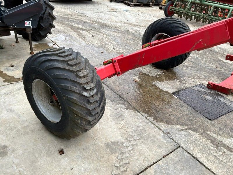 Tool Carrier