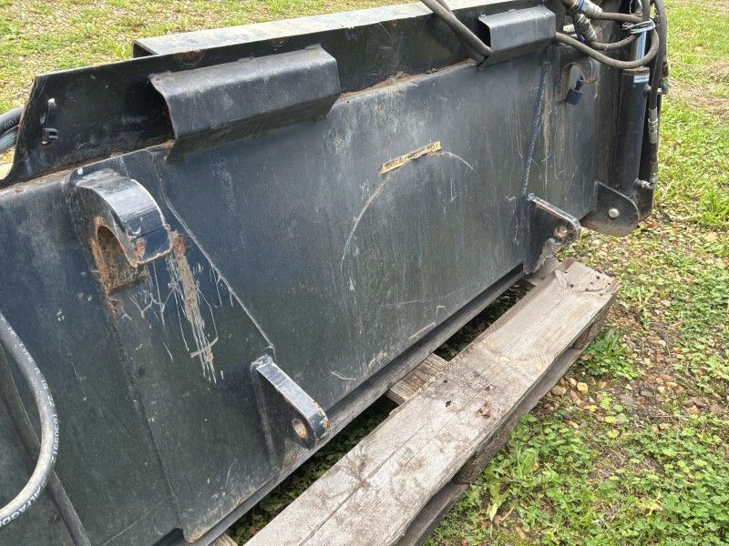 Dredger/barge