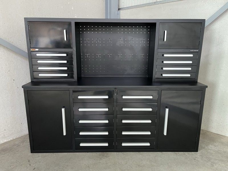 Metal workbench (FH18)