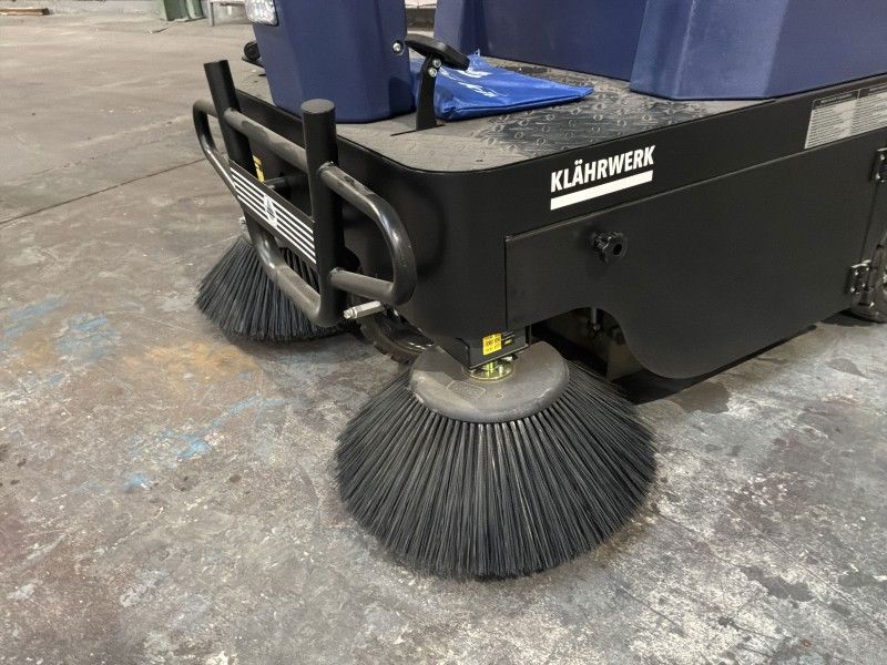 2025 Klärwerk KW4800B Kehrmaschine (unbenutzt)