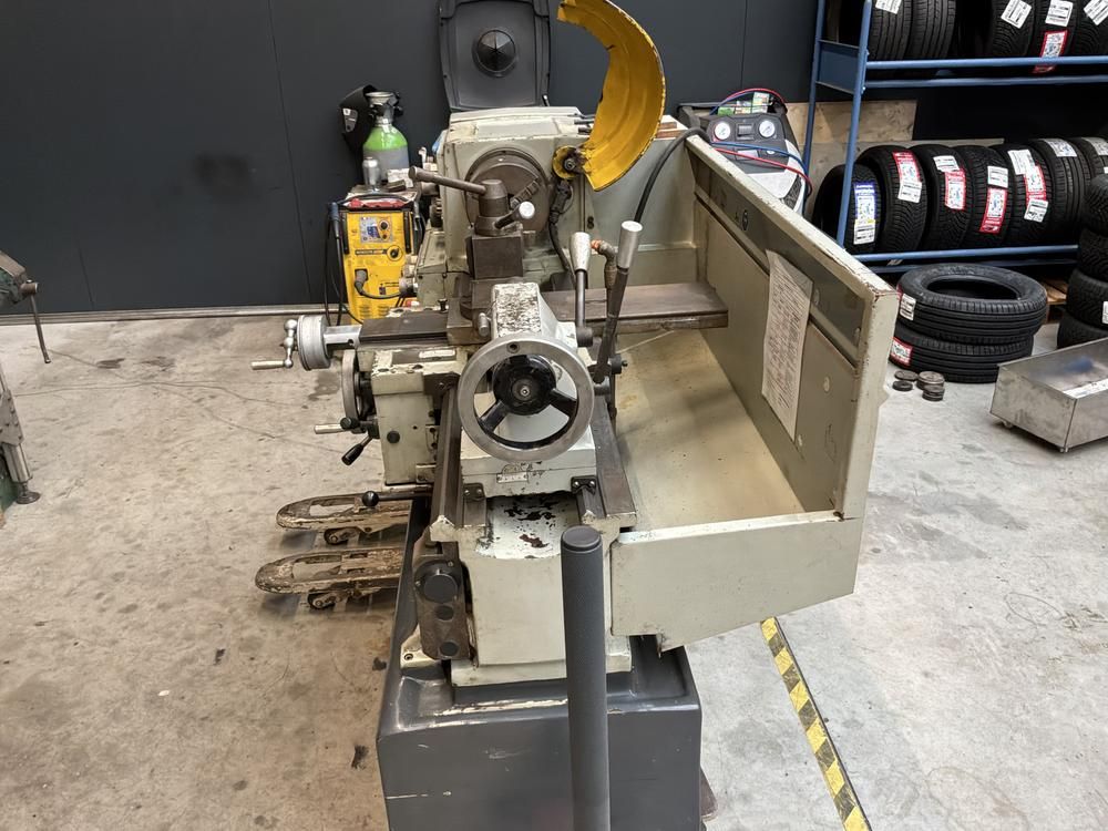 LH BJ-1630GD Drehmaschine