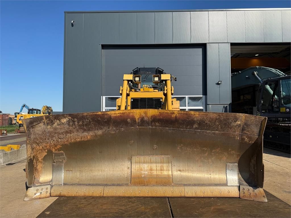 CAT D6T LGP