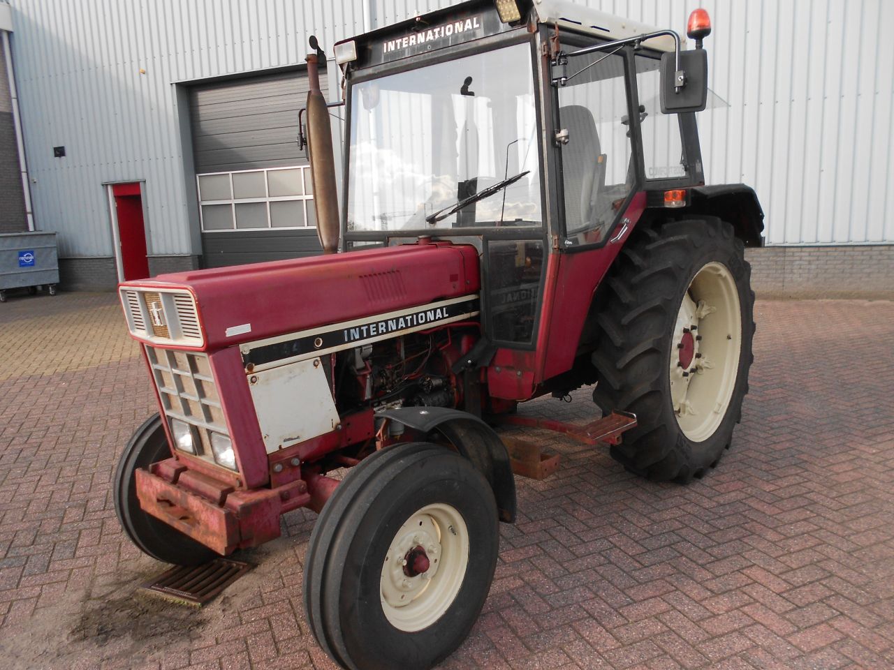 International 644