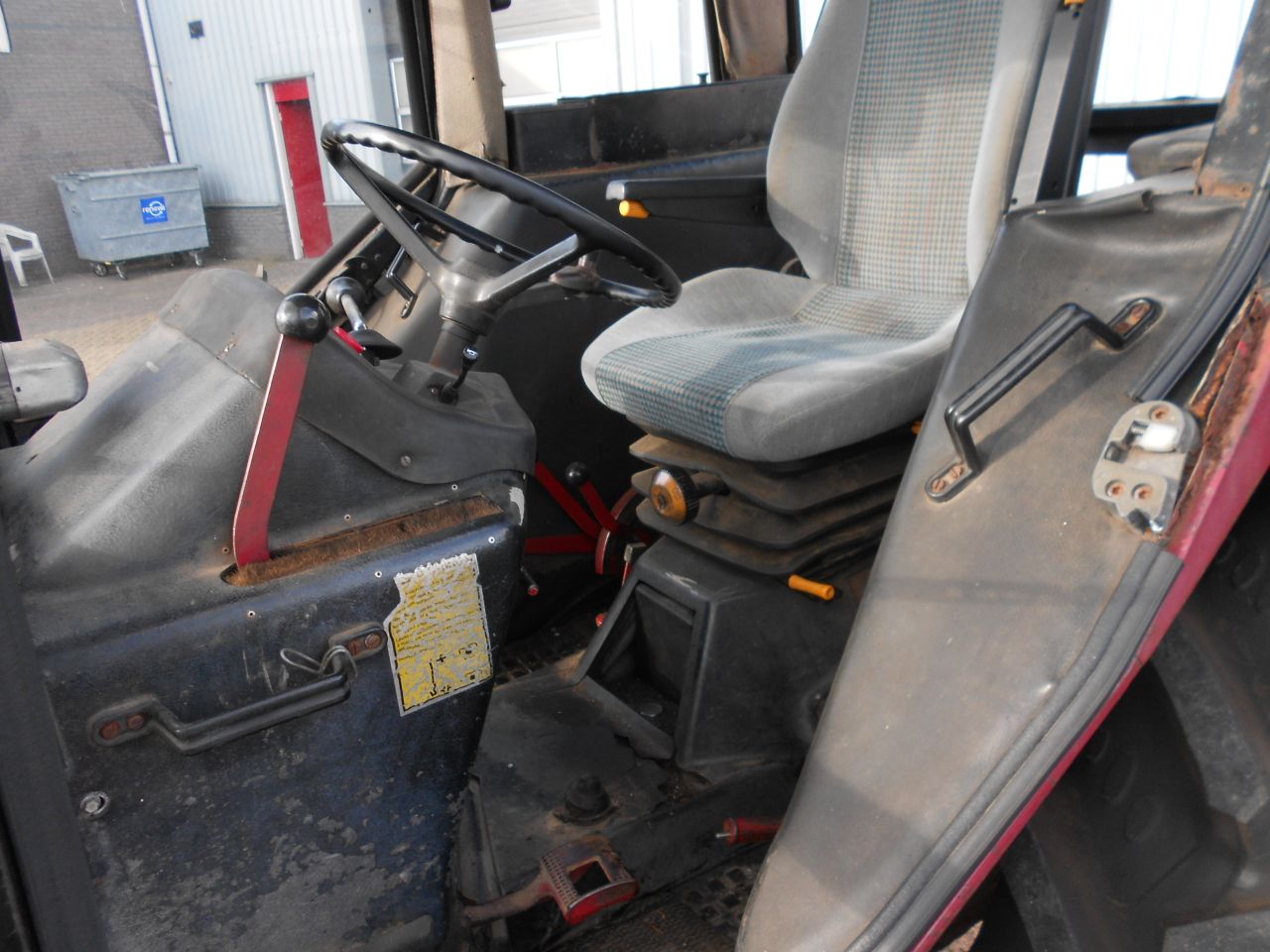 International 644