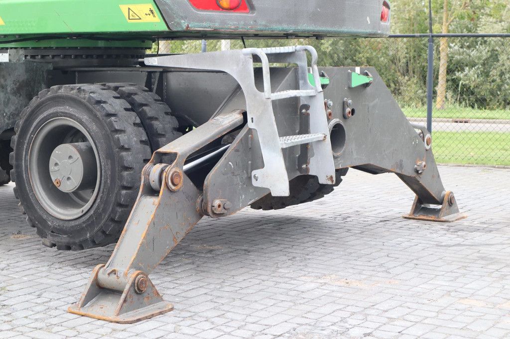 Sennebogen 818 ME | SORTING GRAB | BLADE + OUTRIGGERS