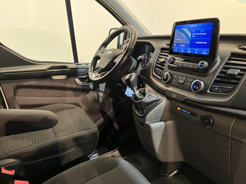 Ford Transit Custom 2.0 TDCI L1H1 Trend 130 PK / Servicebus / Bott Inrichting / Euro 6 / Schuifdeur L+R / Airco / CarPlay / Cruise Control / Camera / Navigatie / Klep / 3-Zits